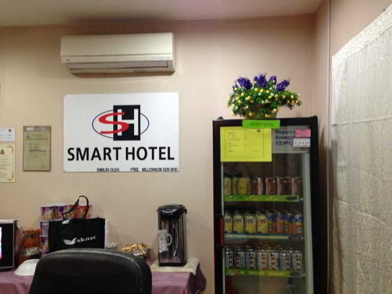Lobby
 di Smart Hotel Bandar Botanic Klang