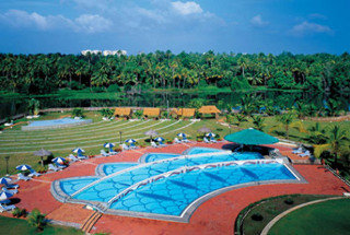 Pool
 di Le Meridien Kochi