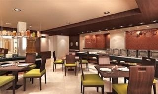 Restaurant
 di Four Points by Sheraton Ahmedabad