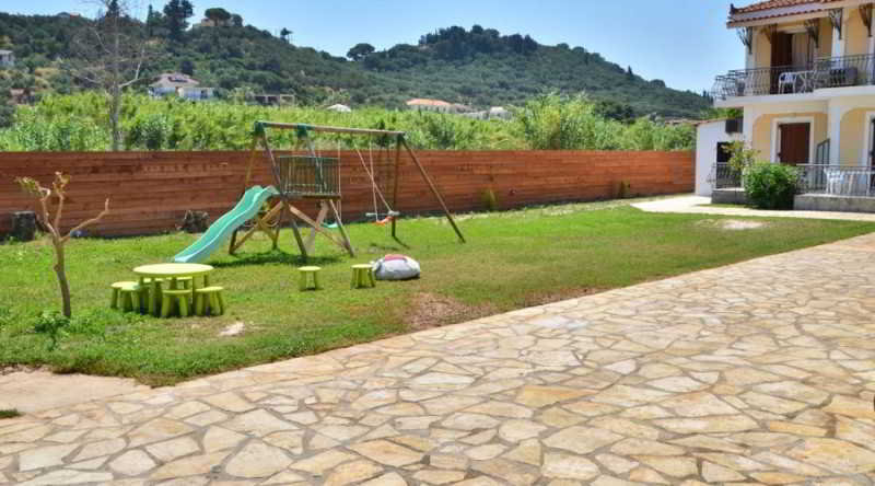 Sports and Entertainment
 di Sunny Garden