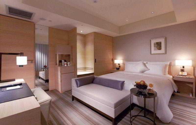 Room:DBL.SU