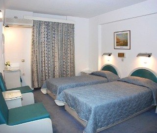 Room
 di Astoria Hotel