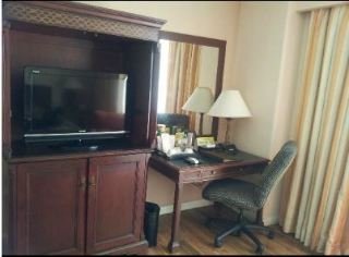 Room
 di Court Meridian Hotel And Suites