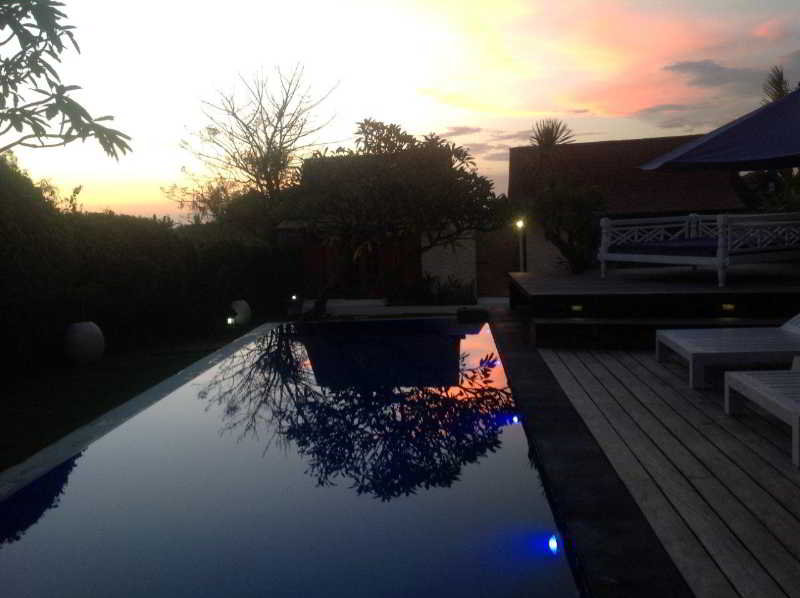 Pool thumbnail 3