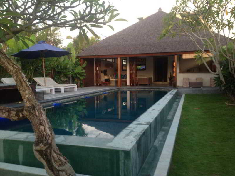 Pool thumbnail 6