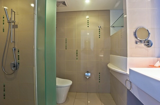 Room thumbnail 6