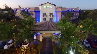 Holiday Inn Express & Suites Naples Downtown