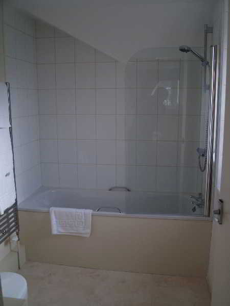 General view
 di The Broadway Hotel