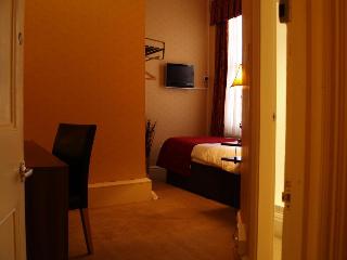 The Broadway Hotel, Colwyn Bay