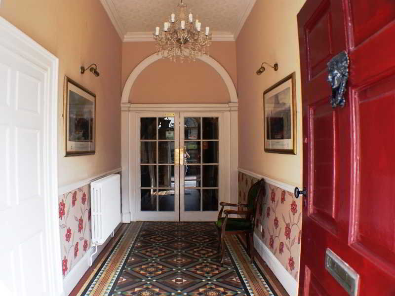 General view
 di The Bank House