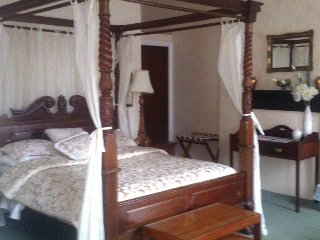 Room
 di The Bank House