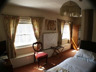 Room
 di The Bank House