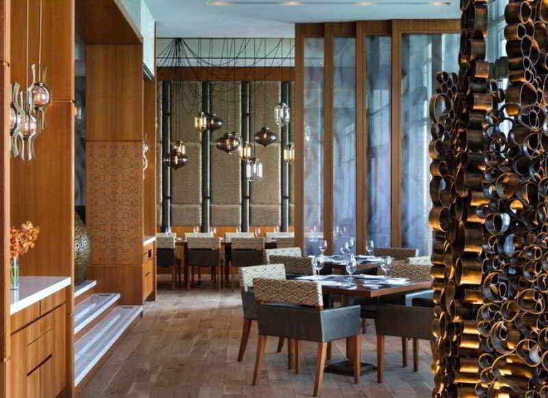 Rosewood Abu Dhabi - Restaurant