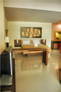 Room thumbnail 1
