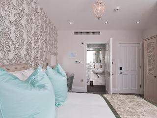 W12 Rooms, Londyn
