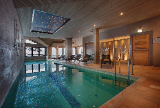 Sports and Entertainment
 di Koh-I Nor Hotel