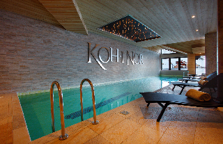 Sports and Entertainment
 di Koh-I Nor Hotel