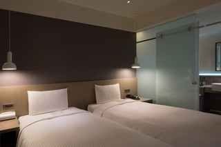 Room:TWN.DX
