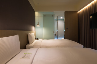 Room:TWN.DX