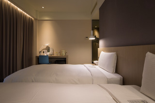 Room:TWN.DX