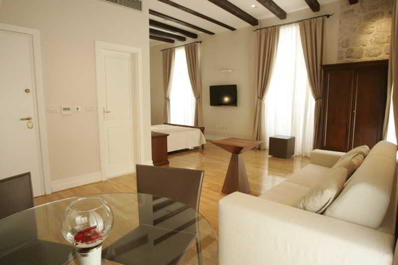Room
 di The Pucic Palace Annex Apartments