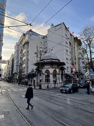 Viva Hotel Old City