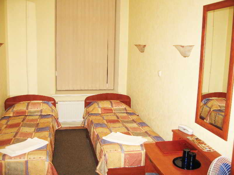 Room
 di ALTBURG