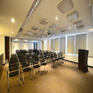 Conferences
 di Aku Hotels