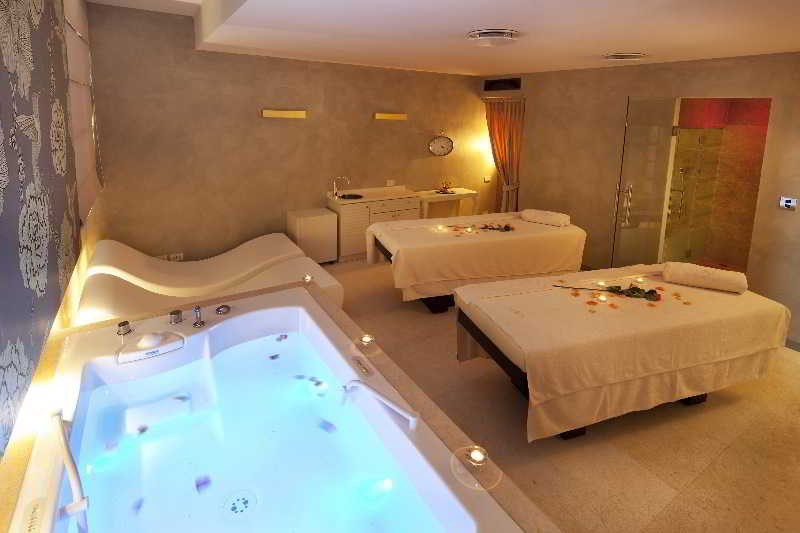 Palazzo Arzaga Hotel Spa & Golf Resort, Lake Garda