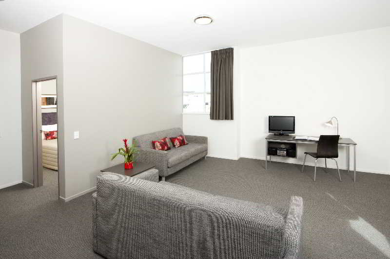 Room thumbnail 15