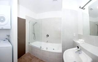 Room thumbnail 11