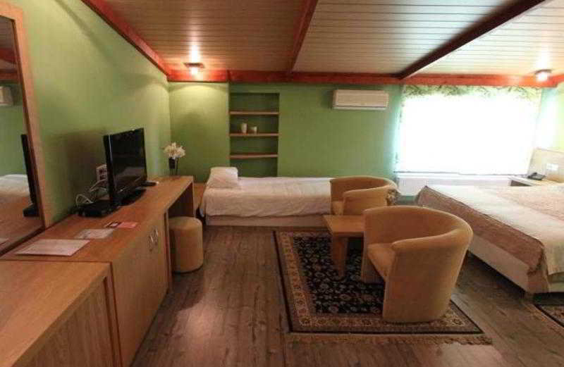 Room
 di Lirak Hotel