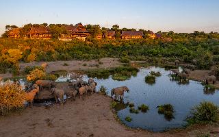 Victoria Falls Safari Lodge