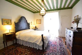 Room Room