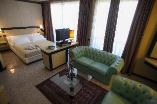 Hotel Diamante, Milan