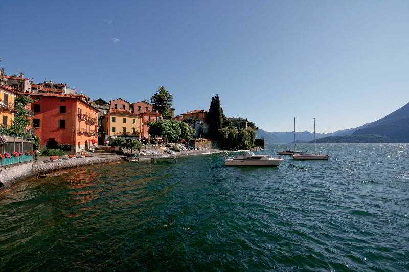 General view
 di Maria's House