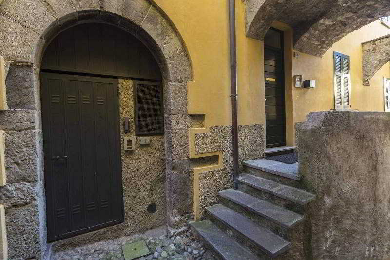 General view
 di Maria's House