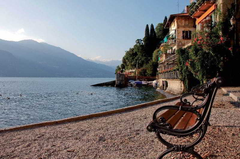 General view
 di Maria's House