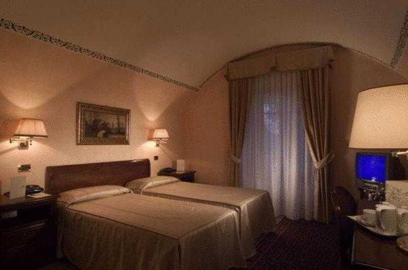 Relais Falisco, Rome