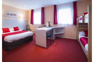 Hotel The Originals Bernay Acropole, Evreux