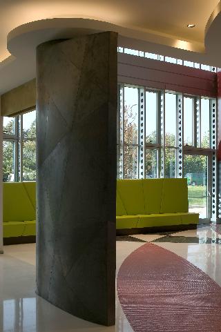 Unahotels Malpensa, Milan