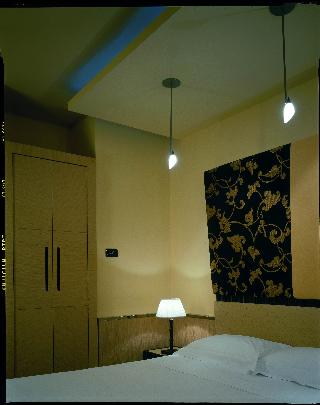 Unahotels Malpensa, Milan
