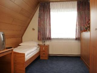 General view thumbnail 2