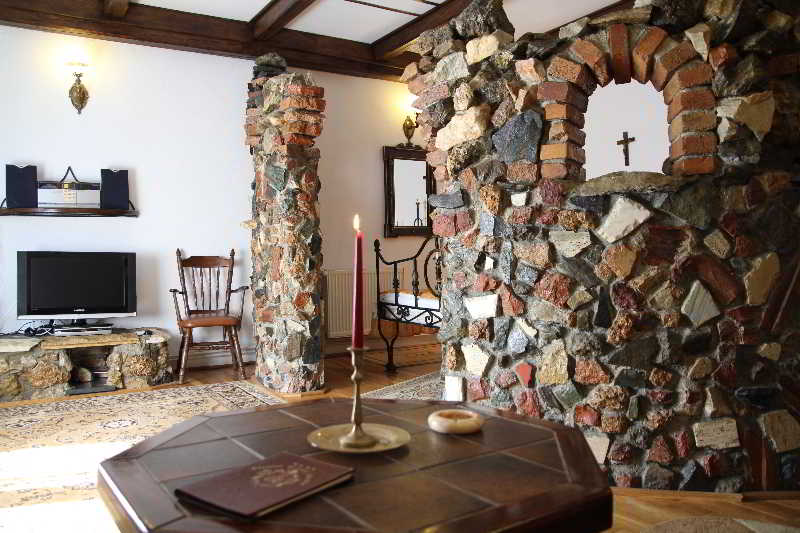 Room
 di Hunter Prince Castle & Dracula