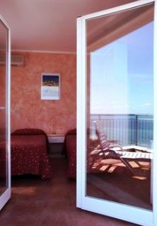 Room
 di Hotel Ambassador