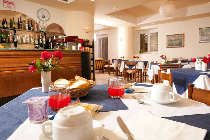 Restaurant
 di Hotel Gambrinus