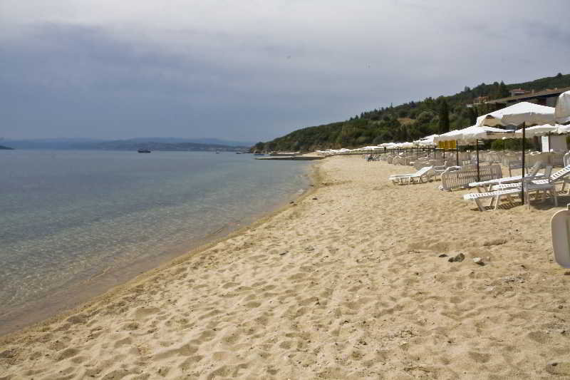 Beach
 di Pyrgos