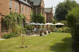 Terrace
 di Nunsmere Hall Hotel