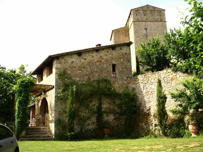 General view
 di Castello Del Poggiarello di Stigliano