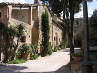 General view
 di Castello Del Poggiarello di Stigliano